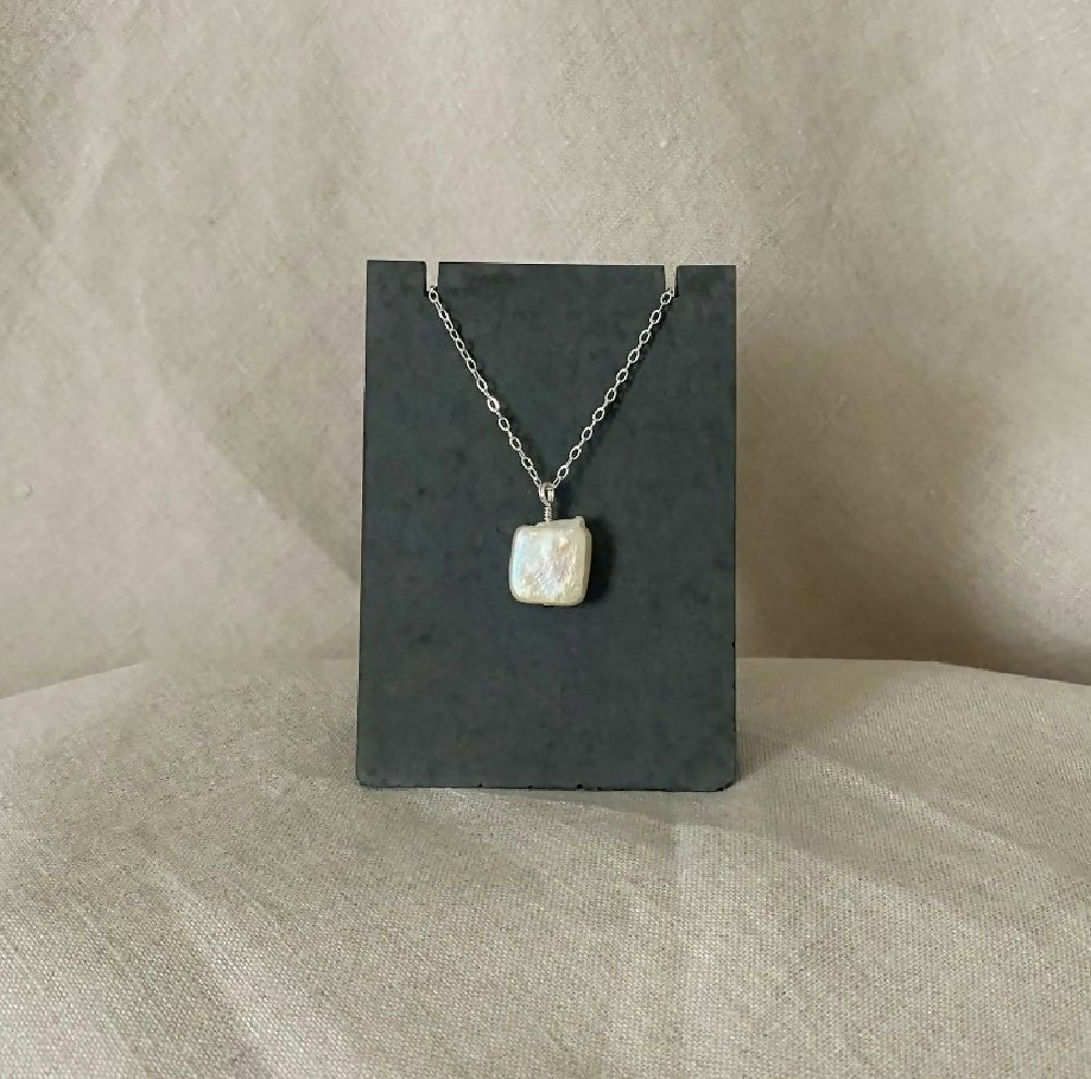 Pearl Iris Necklace - Sterling Silver