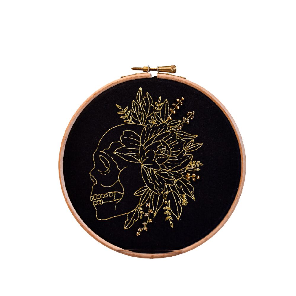 GOLD THREAD SKULL EMBROIDERY KIT