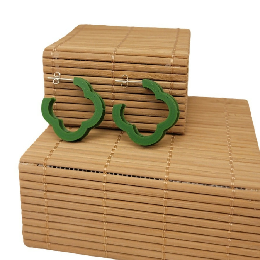 3D Printed Mini Clover Hoops In Pine Green