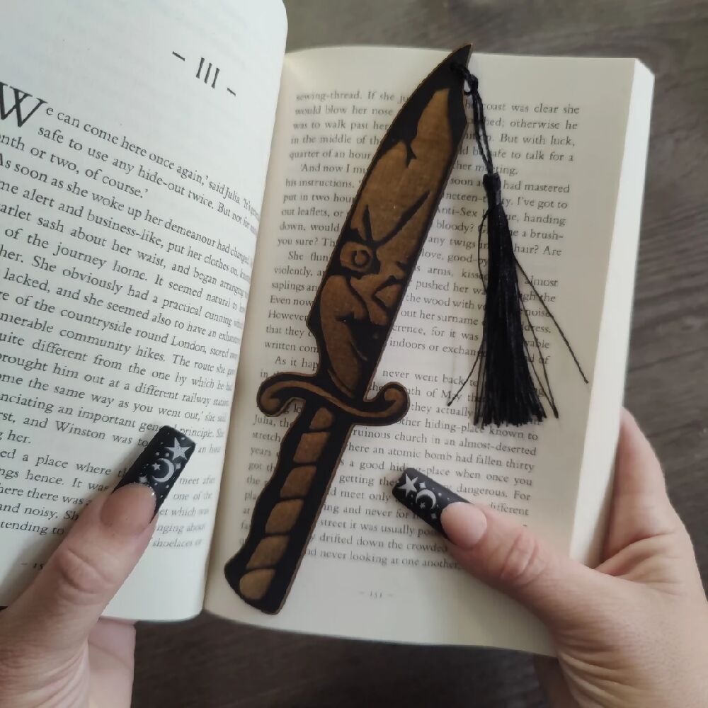 Horror bookmark | Hanging decoration | Handmade gift | Secret Santa | Gothic home decor | Wooden present