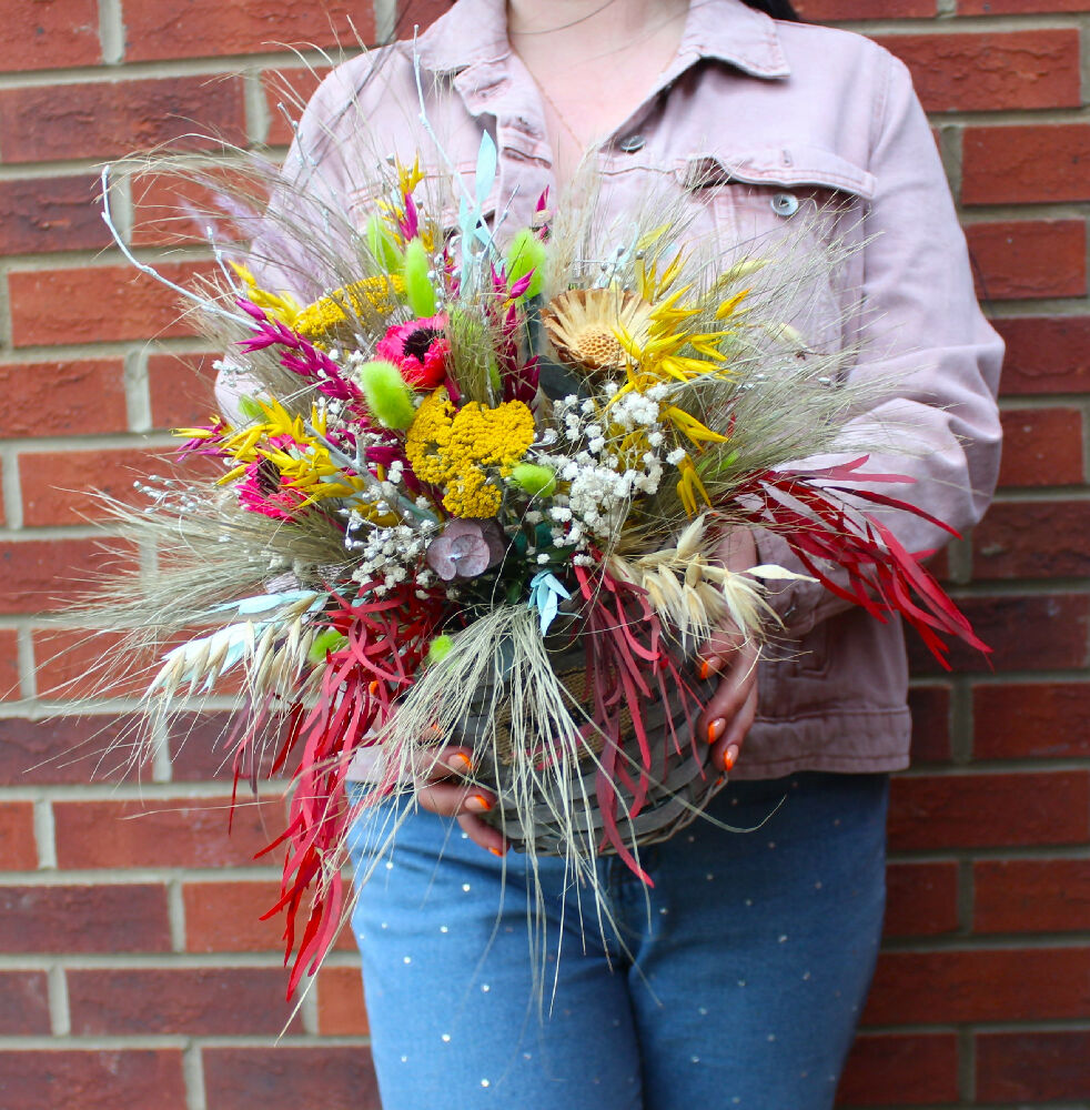 LARGE DRIED FLOWER BASKET