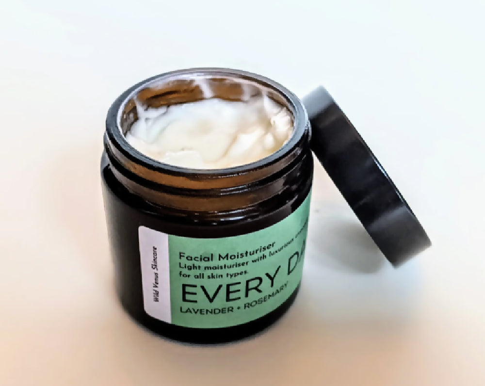 Glow Moisturiser / Hyaluronic Acid & Vitamin C / Orange & Sandalwood