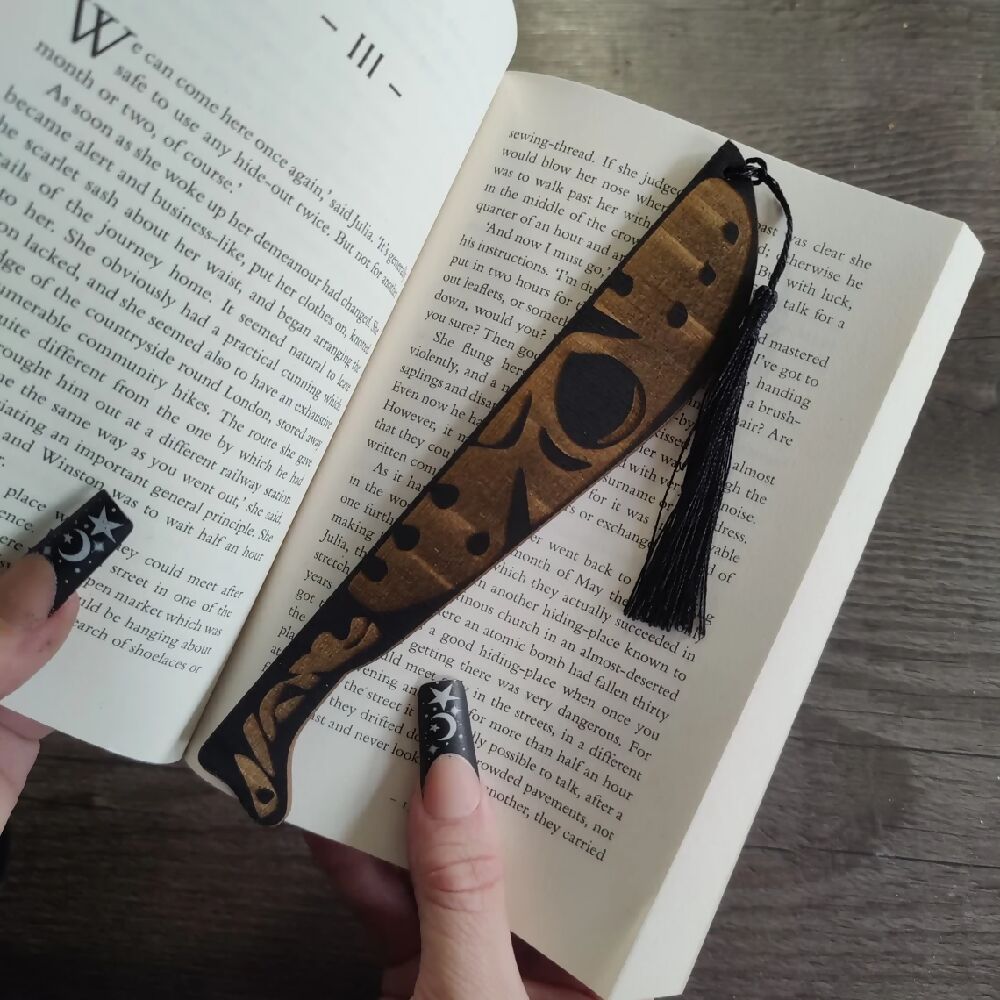 Horror bookmark | Hanging decoration | Handmade gift | Secret Santa | Gothic home decor | Wooden present