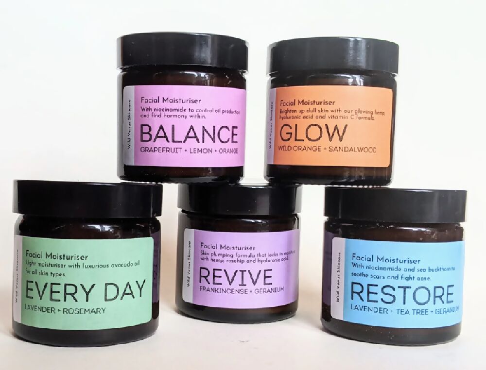 Glow Moisturiser / Hyaluronic Acid & Vitamin C / Orange & Sandalwood