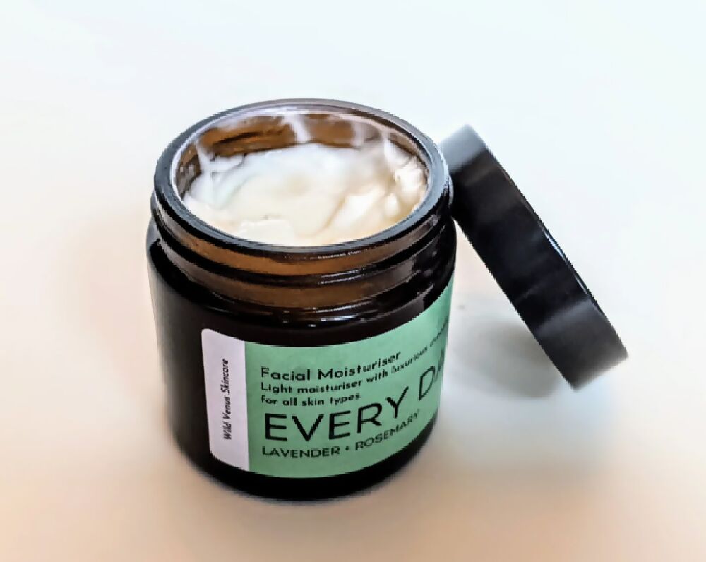 Balance Moisturiser / Niacinimide & Rosehip / Pink Grapefruit & Orange